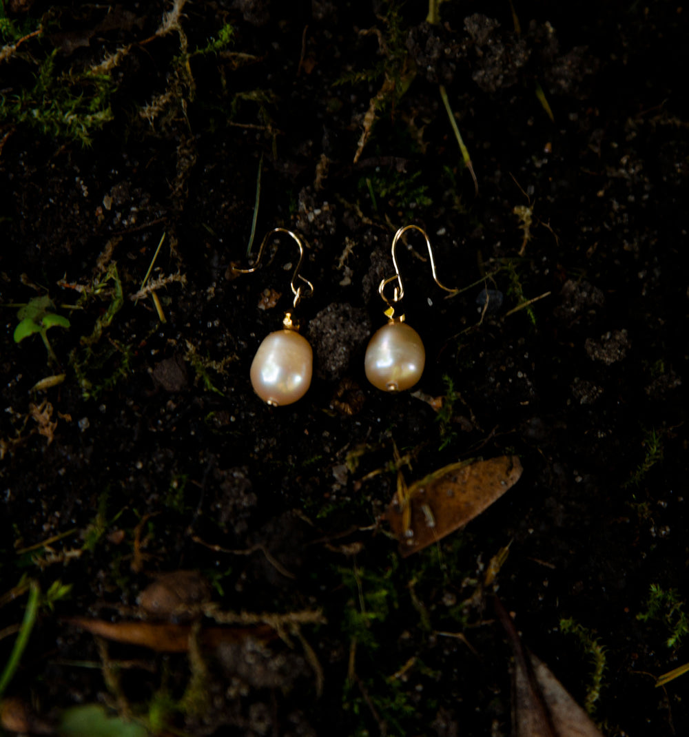 Daphne Earrings - Genesis of a Heroine