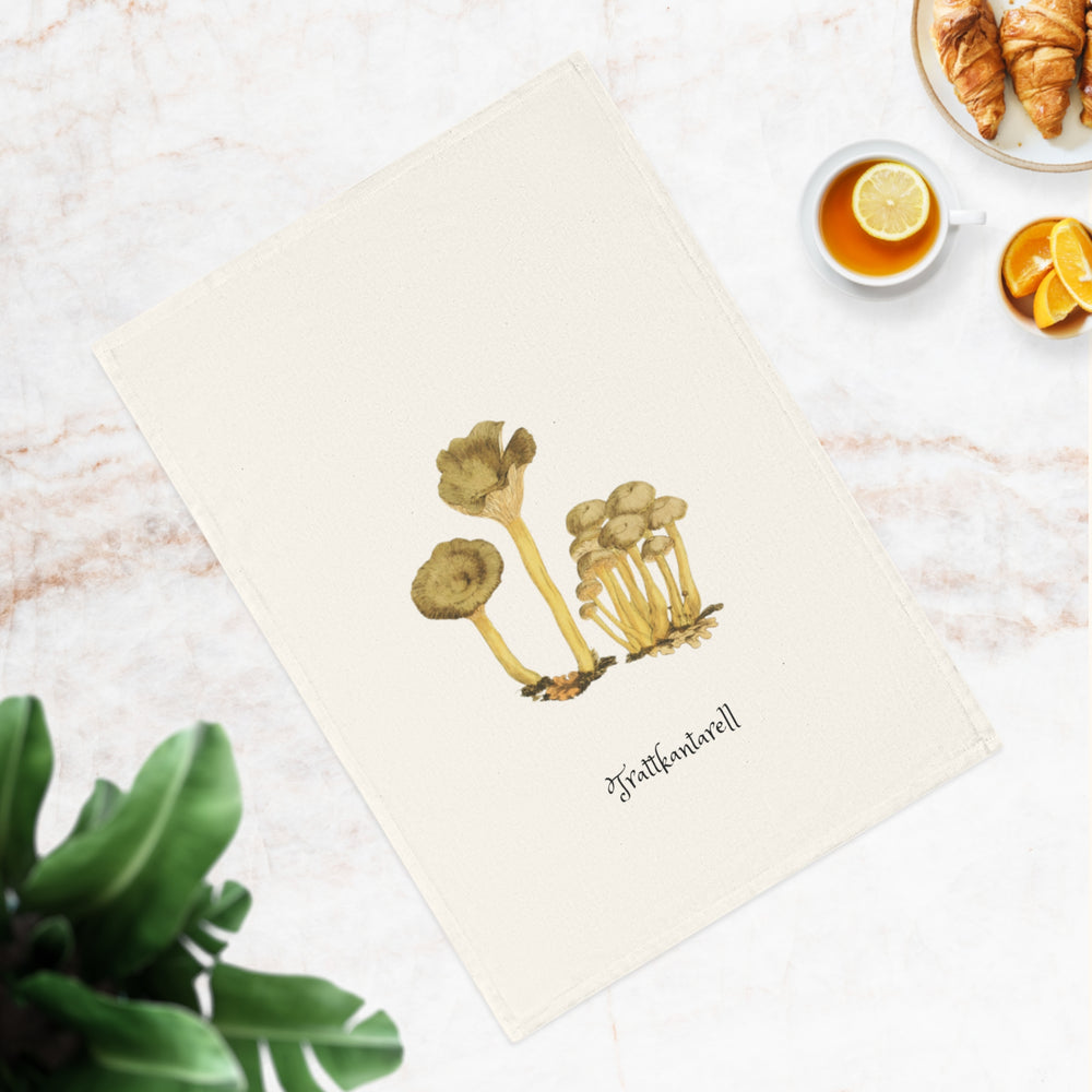 "Trattkantarell" - Organic Tea Towel with Edible Mushrooms